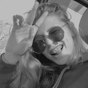 Meet your Posher, Lanier